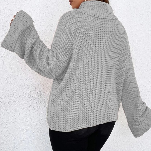 Luxe turtleneck knot sweater top - Picture 13 of 16